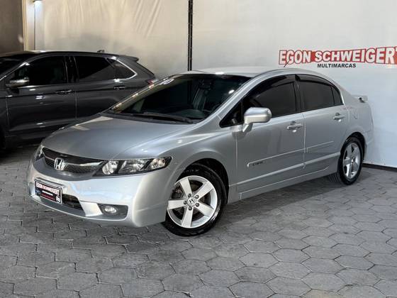 HONDA CIVIC 1.8 LXS 16V FLEX 4P MANUAL